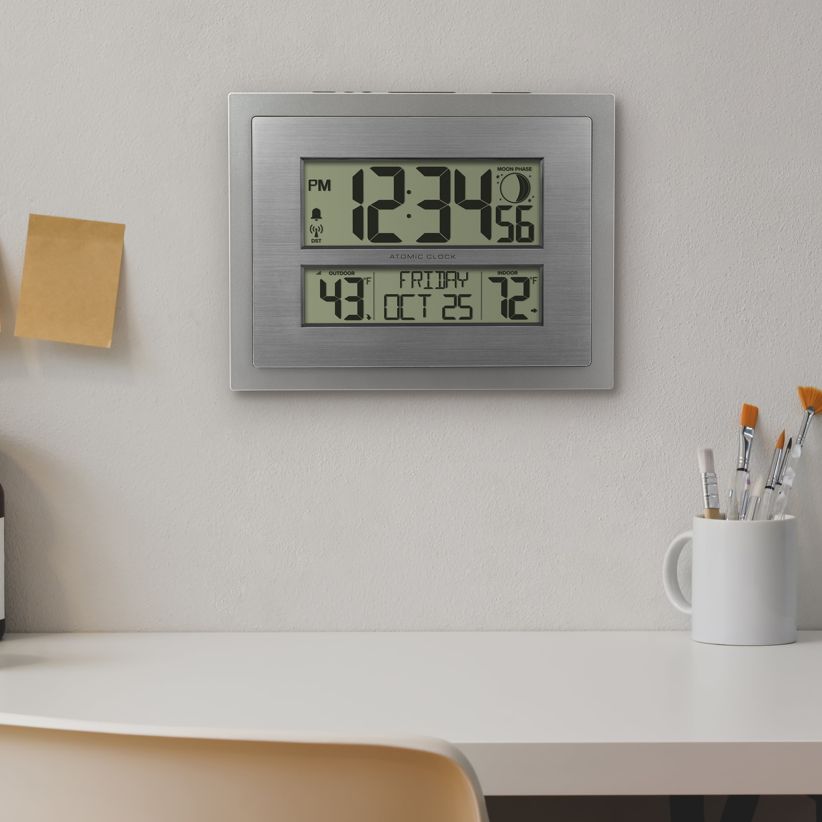 Atomic Wall/Table Clock Wirelessly with Moon Phase & Calendar Home Office New