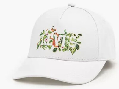 Levi Strauss & Co NWT Seasonal Graphic Women s Adjustable Baseball Cap