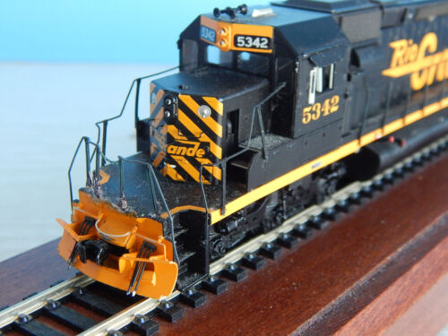 Athearn 95129 HO Rio Grande SD40T-2 Diesel Locomotive #5342 DCC Ready - Picture 6 of 13