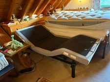 Electric adjustable single bed frame - Dreams 400i - immaculate condition