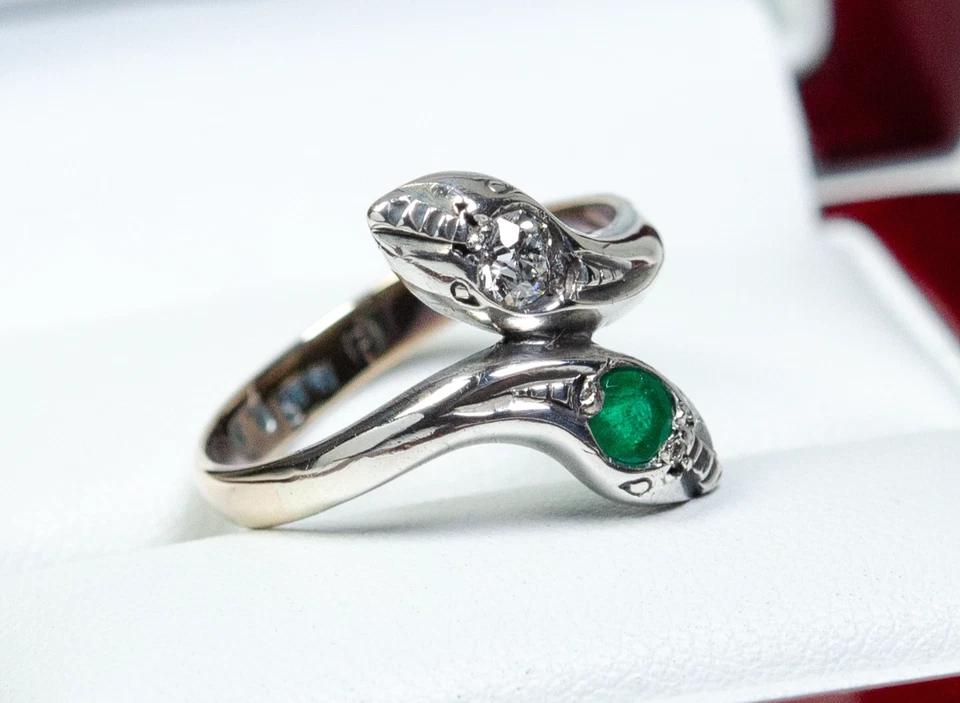 8K Gold/ Silber - antiker Jugendstil Schlangen-Ring - 0.20 ct Diamant - Smaragd - Bild 2 von 4