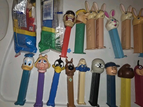Pez Dispensers Lot - Picture 7 of 10
