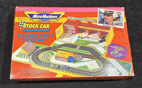 Rare - 1991 Galoob Micro Machines Stock Car Superstars Richard Petty Speedway OB