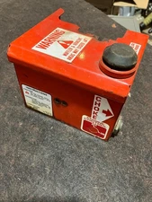 TECUMSEH HS40/HS50 ENGINE CARB COVER 34134 WITH PRIMER BULB 32183