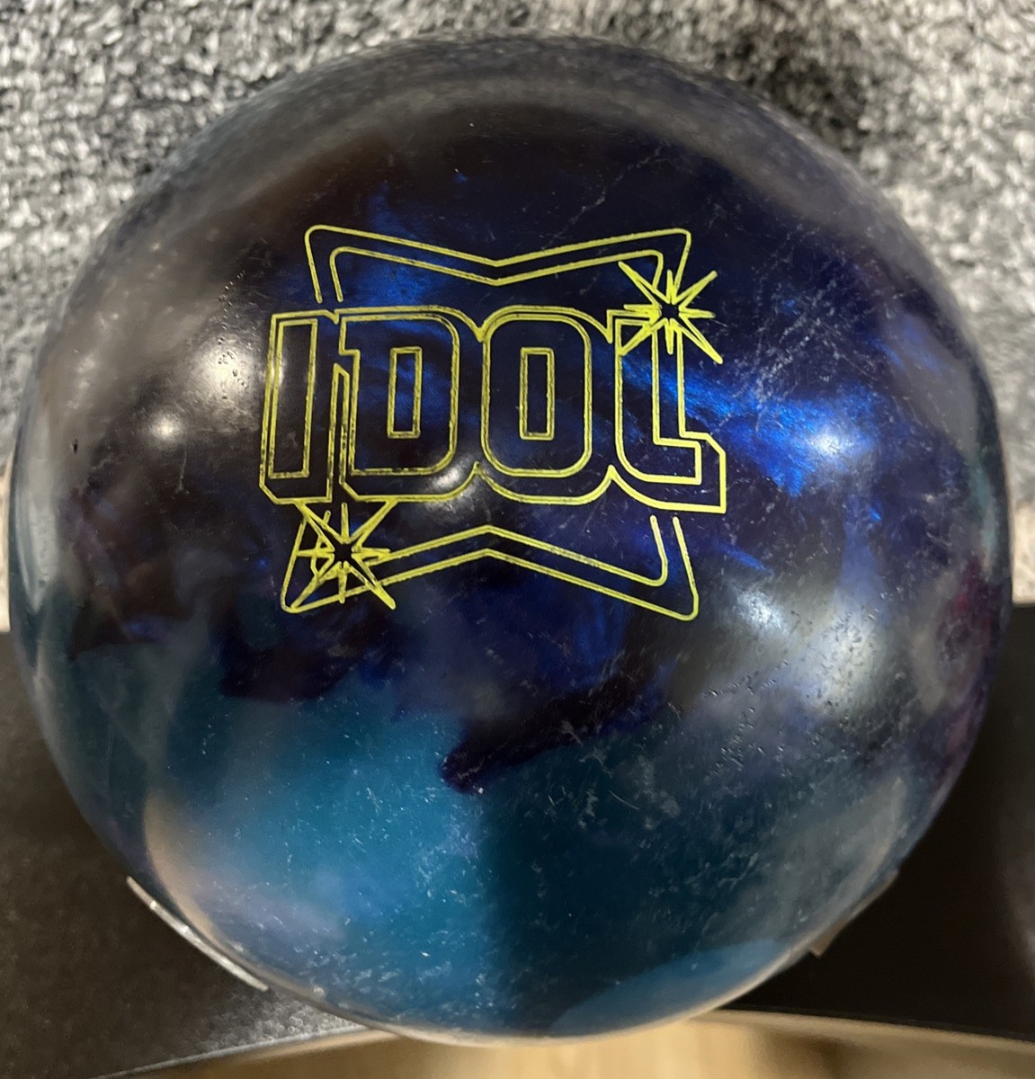 ボウリング ボール ROTO GRIP THRONE LTD 15ポンド bo212
