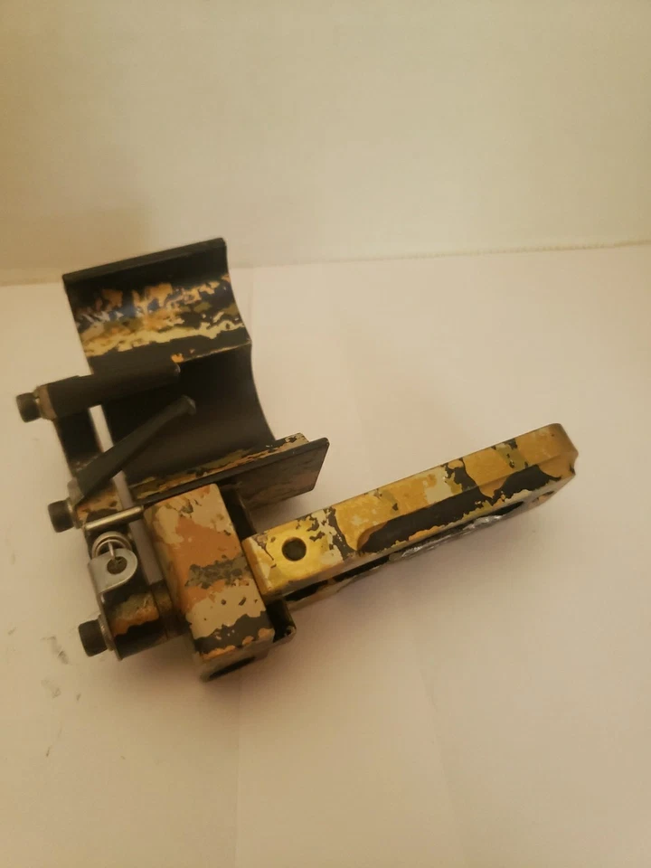 Bodoodle Bullet Arrow Rest RH Camo Adjustable Spring Tension Prong Shoot Through - Image 3 of 4