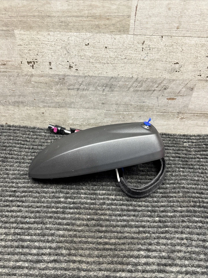 Antena GPS navegación alta frecuencia genuina GM 23345963 Colorado Canyon Foto 3 de 4