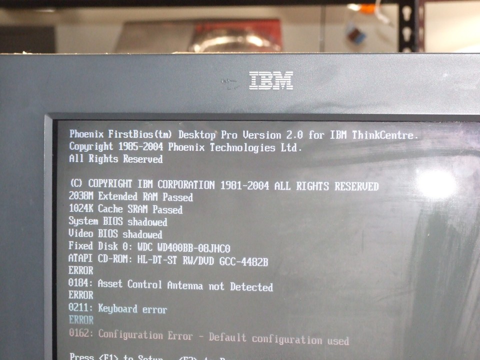 IBM ThinkVision C170 17in LG CRT VGA SVGA monitor for vintage computer