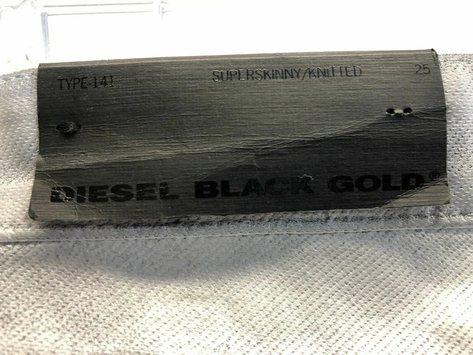 Pantalones de mezclilla para mujer Diesel negros dorados tipo 141 súper ajustados de punto talla 25 $450 Foto 4 de 4