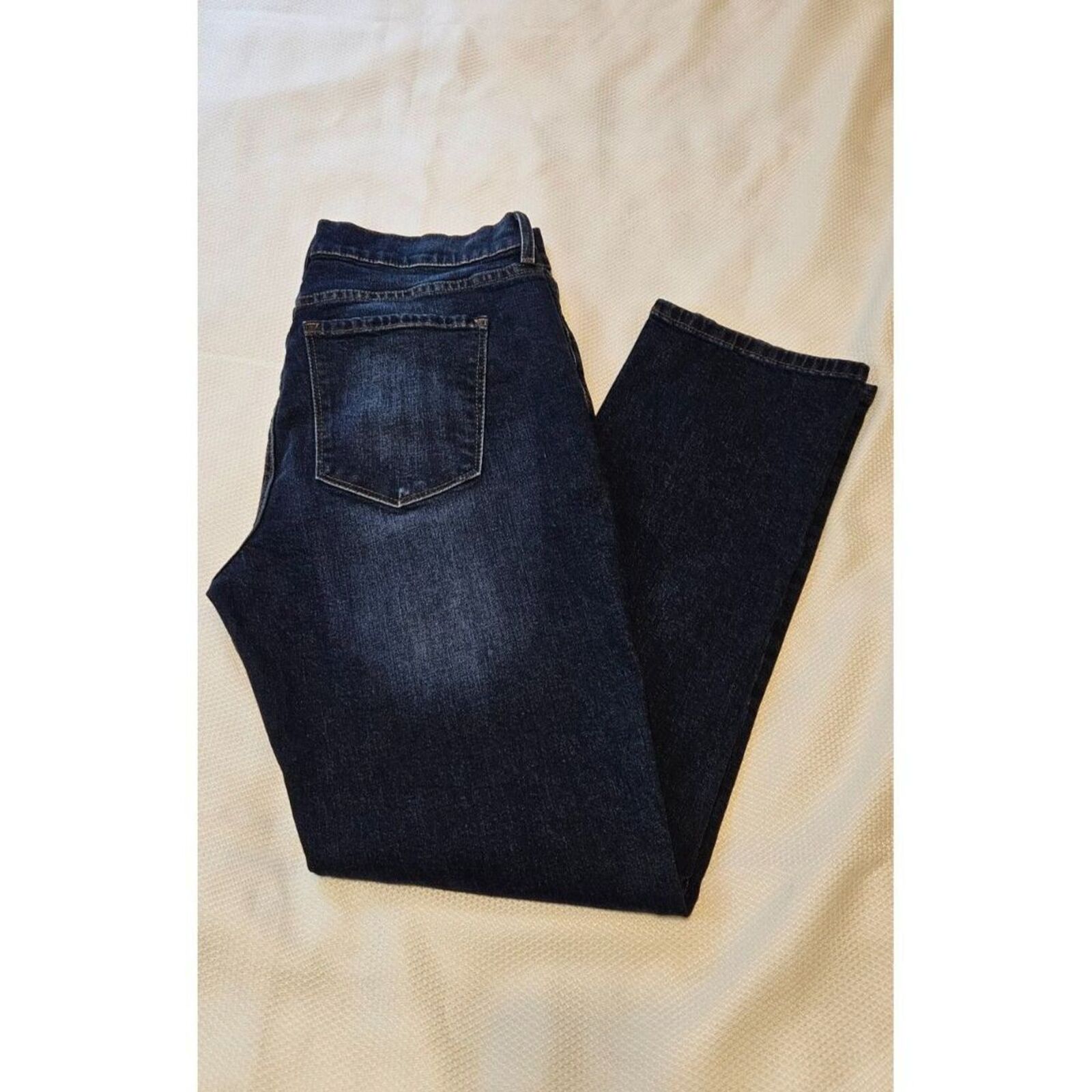 Mott & Bow Boyfriend Jeans 32 x 30 womens jeans - image 1