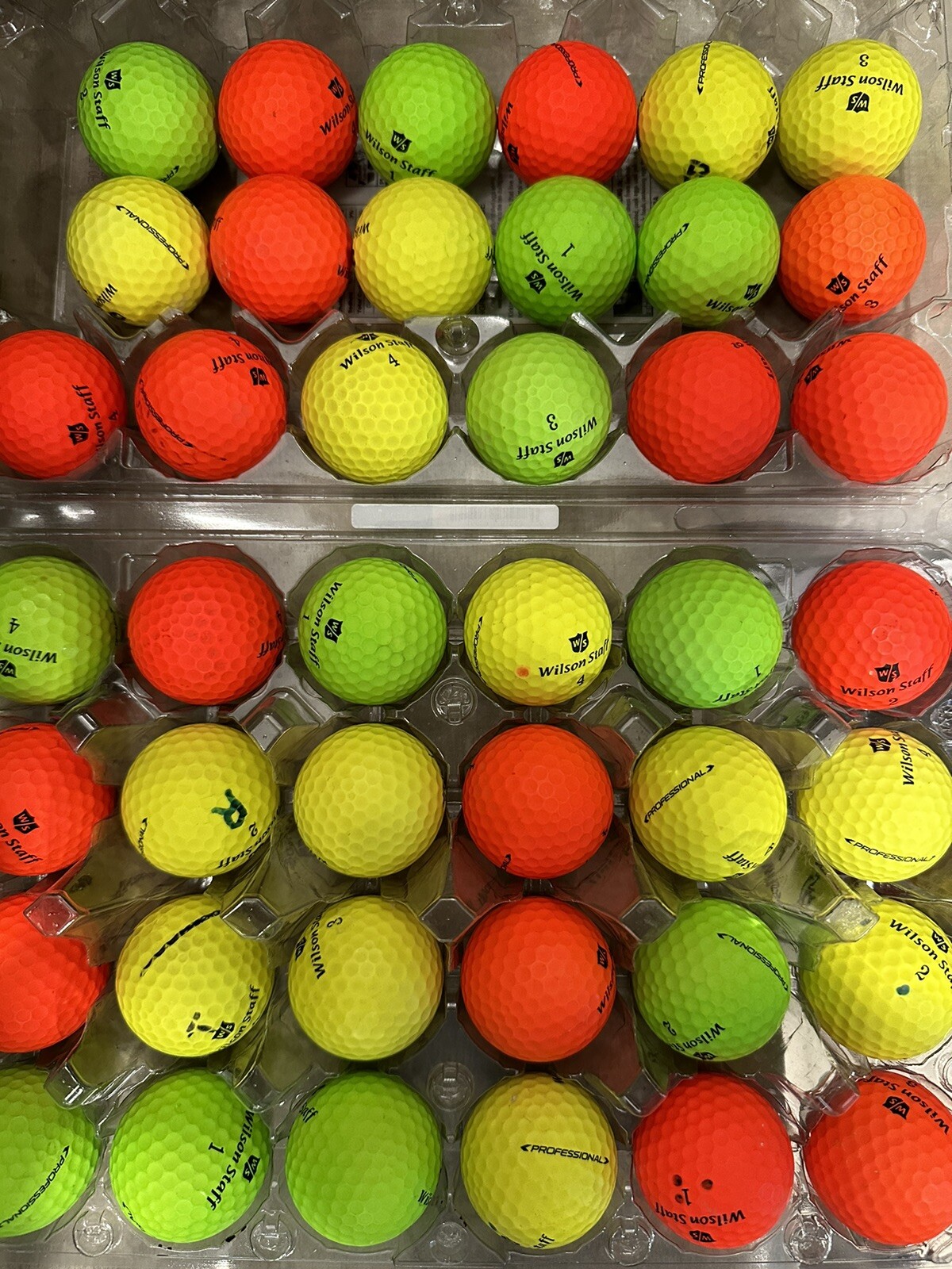 42 Wilson Staff Duo Professional AAAA-AAAAA Near Mint to Mint Golf Balls Color