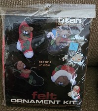 Vtg Titan Needlecraft Felt Ornament Kit Christmas Teddy Bear Set of 4 4" High