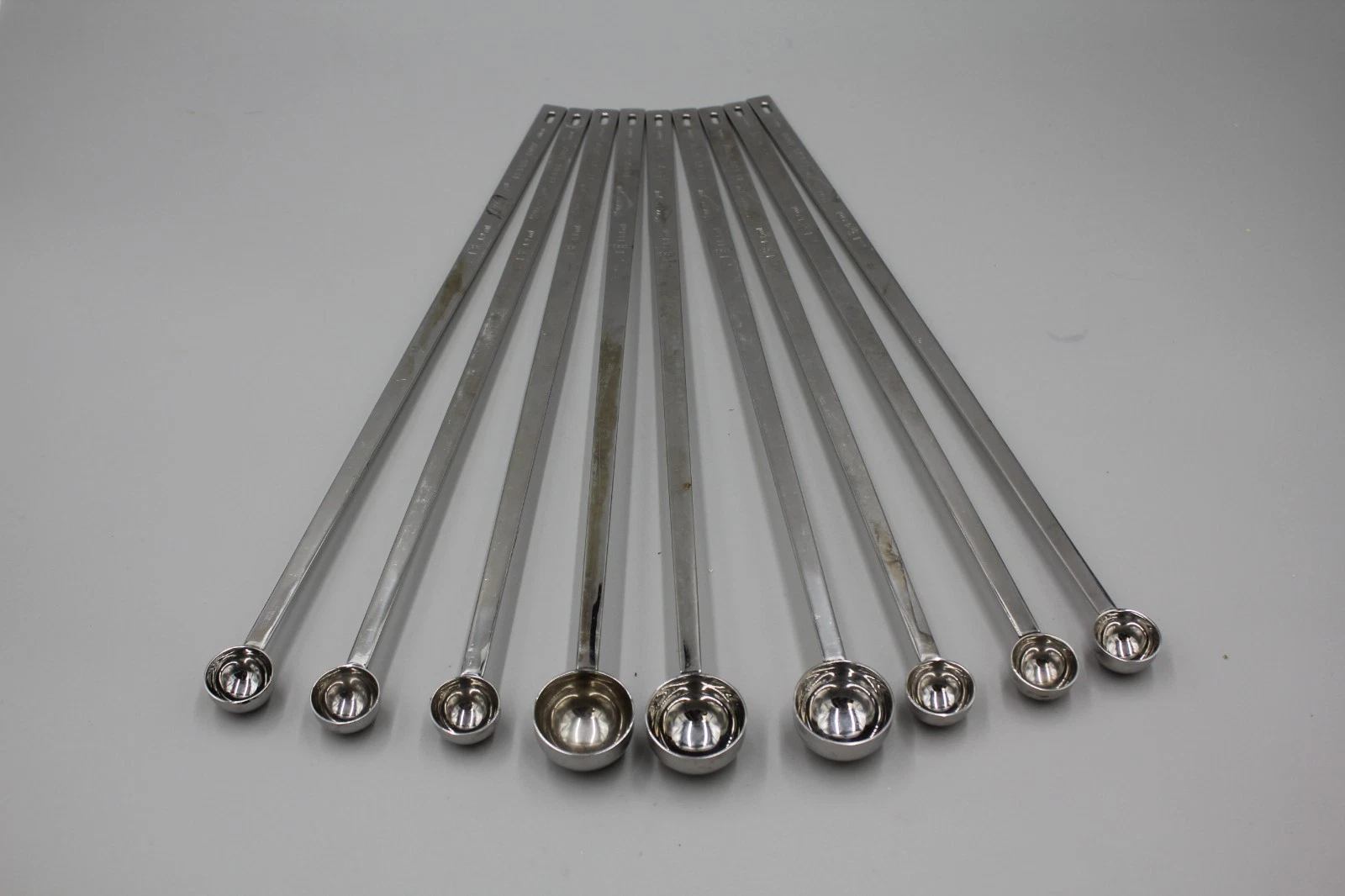 Vollrath (6 Tsp)/(3 Tbsp) 9 pcs Long Handle Measuring Spoons 16" Stainless Steel