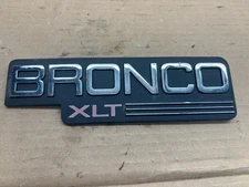 1992 1993 1994 1995 - 1996 Ford Bronco XLT Fender Emblem Badge F4YB-16B114-KA #2