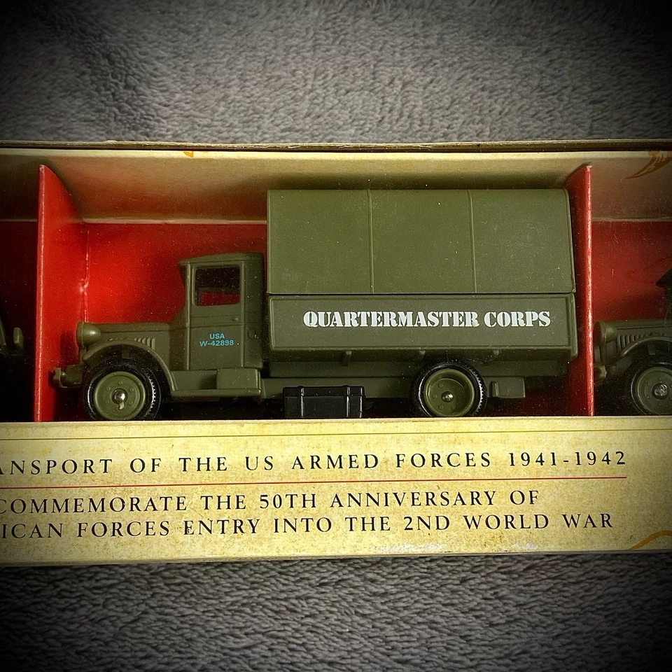 Lledo - Motor Transport - 1941-1942 - US Armed Forces - 3 Car Truck Set - 1991 - Image 3 of 4