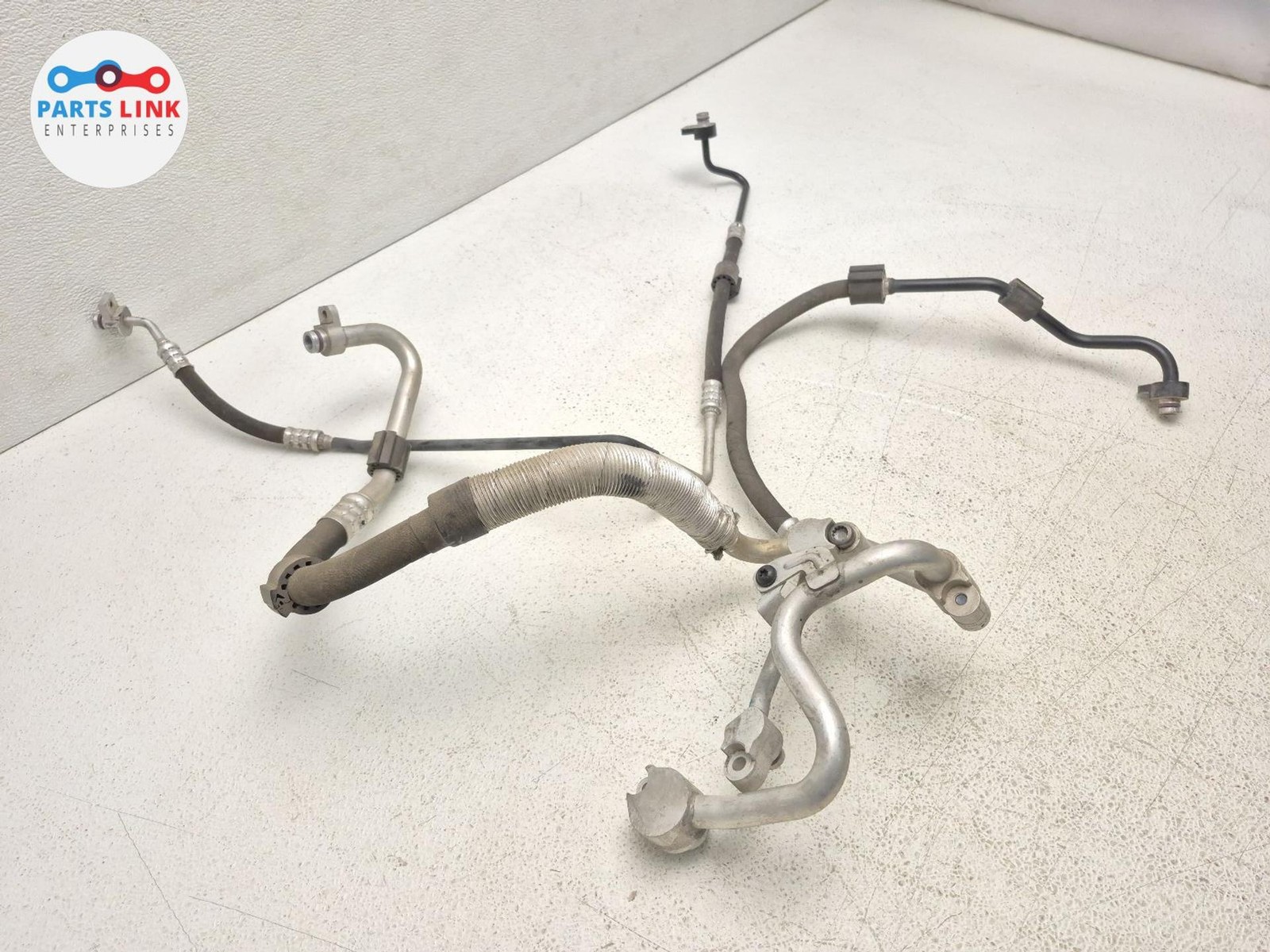 2016-20 BENTLEY BENTAYGA FRONT AC HOSE LINES CONDITIONER PIPE SET-3 OEM 6.0L 636
