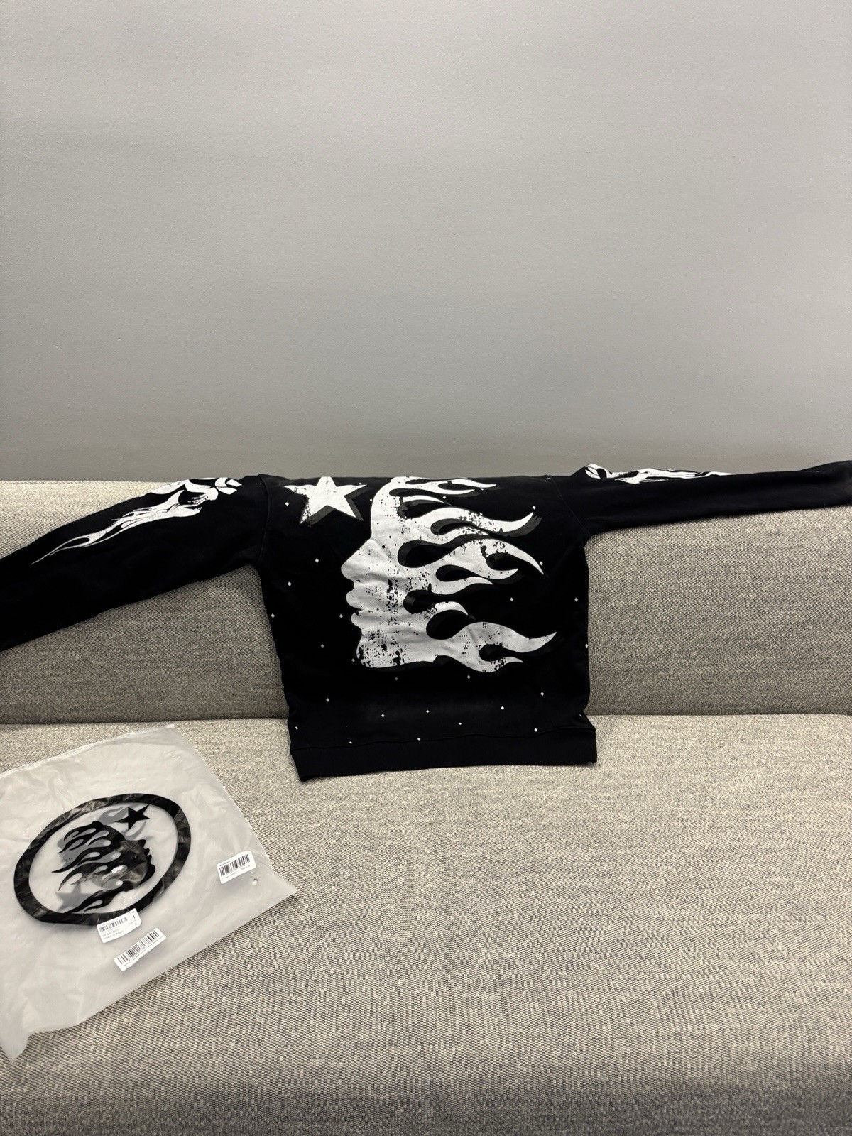 HellStar Hoodie - image 2