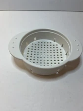 Pampered Chef Can Strainer 2495 White Plastic 3” diameter Drain vegetable juice
