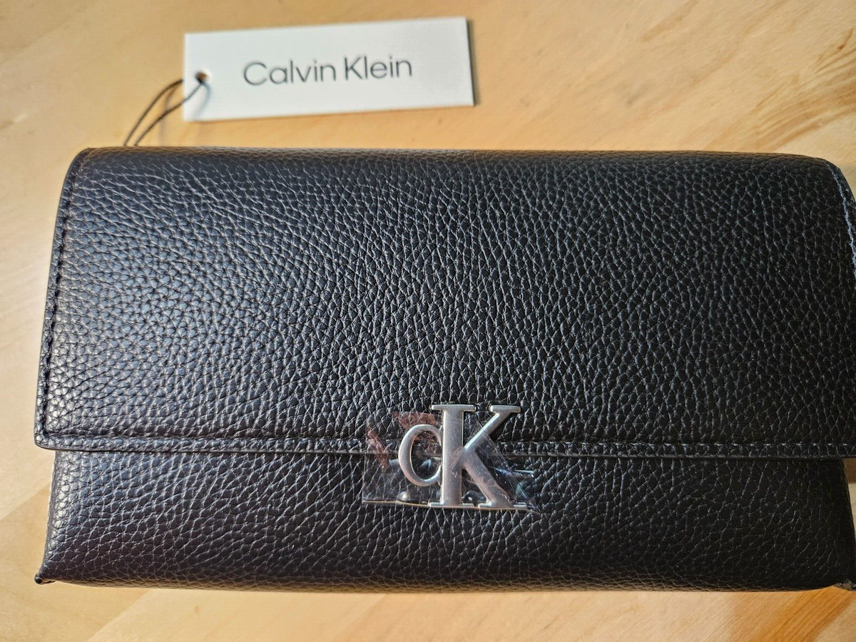 Calvin Klein Archive Hardware Chain Wal Black Beauty Style