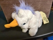 VINTAGE 1982 DAKIN WHITE PURPLE UNICORN w/TAGS STUFFED ANIMAL PLUSH TOY.
