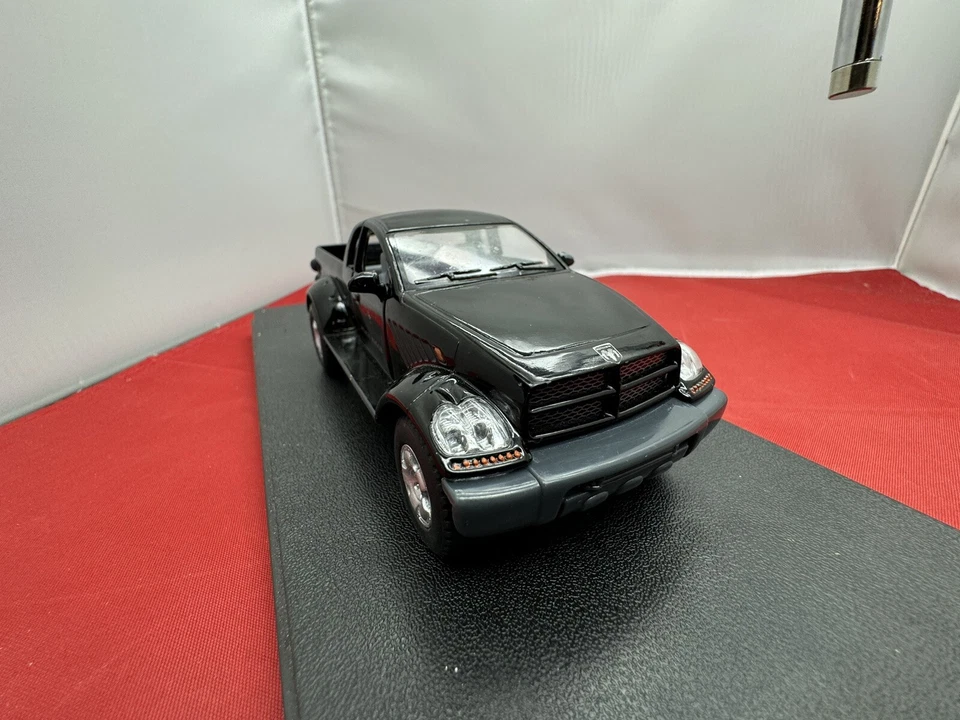 5017D KINSMART 道奇 Power Wagon 拾音器 1: 42 黑色 — 第 2/4 张图片