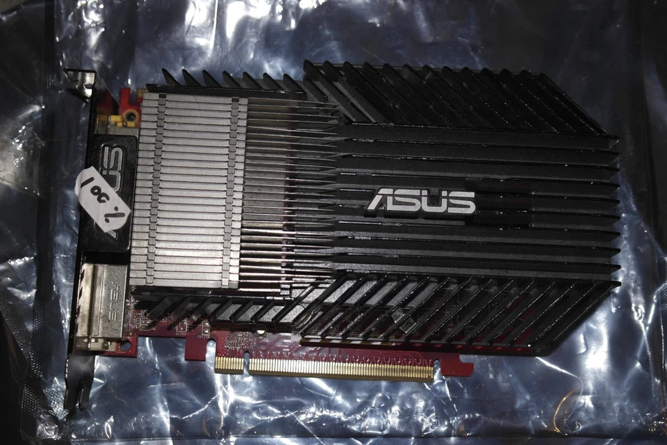 ASUS ATI RADEON HD 3650 512 MB DUAL DVI S-VIDEO card EAH3650 silent - Image 3 of 4
