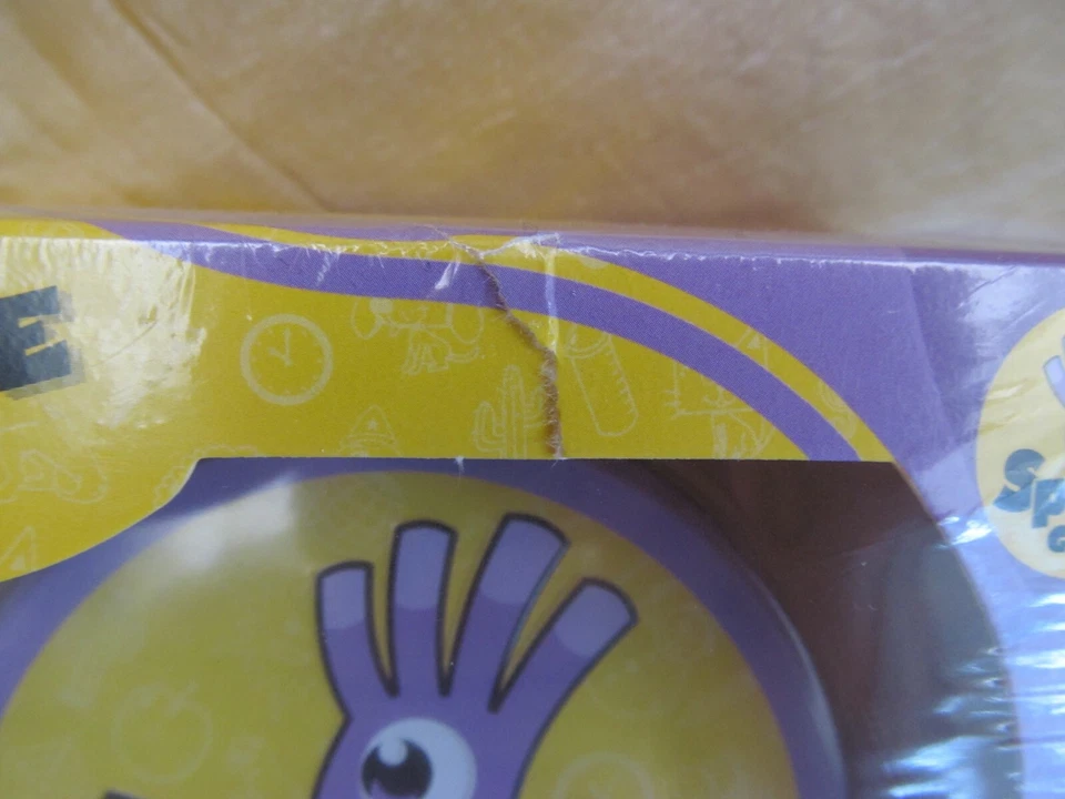 Dobble Classic Card Family Game 2-8 Players Age 6 + New Sealed 5 Fun Games In 1 - Image 3 of 4