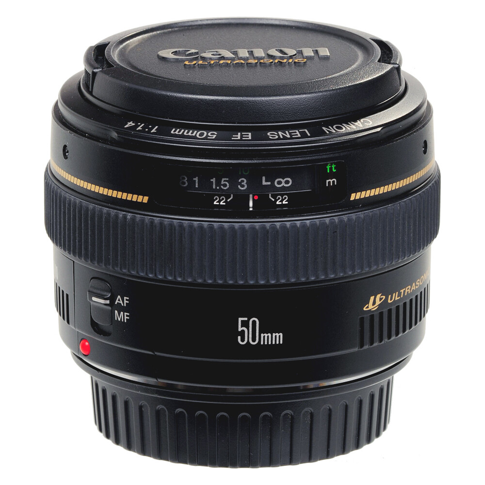 Canon EOS 5D IV + EF 50mm f/1.4 USM Autofocus Lens +64GB+ UV