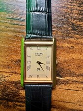 vintage Seiko Slim Tank Quartz Men Gold Dial Black leather Dress Watch