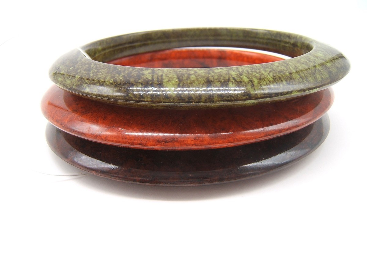 3 BANGLE BRACELETS PLASTIC WITH A MARBLEIZED FINISH MWT View 2