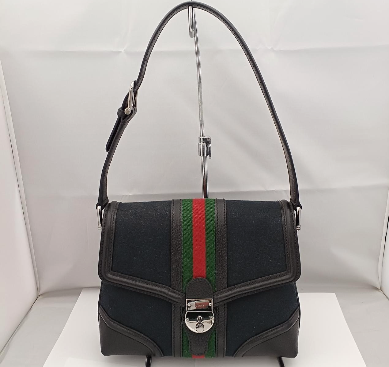 Gucci GG Monogram Canvas Sherry Line Black Shoulder Bag 7.9x9.4 Inches
