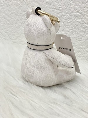 バッグ Rare coach White bear pouch Signature Coach Collectible Bear Bag Charm In Signature Canvas Gold/White
