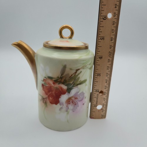 Vintage Thomas Bavaria Germany Porcelain Teapot Hand Painted Floral Gold Trim - Picture 8 of 10