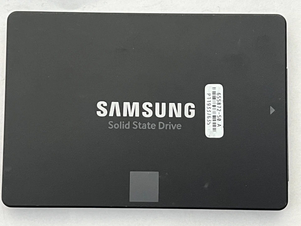 SSD Samsung 860 EVO 500 GB SATA III - Estado de salud bueno 99% Foto 2 de 4