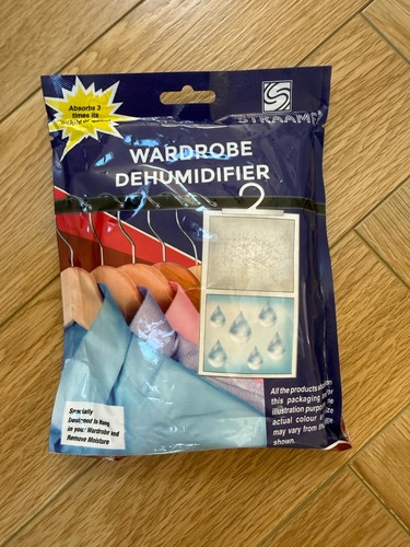 Straame Wardrobe Dehumidifier Hanging Bag 350g Moisture Absorber - New Sealed