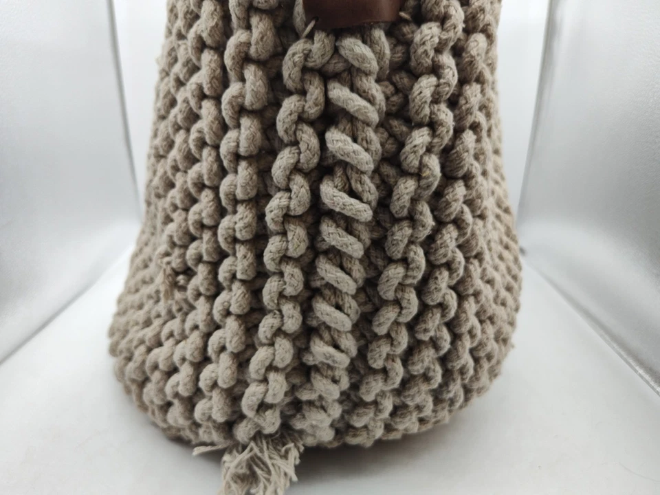 UGG-Rope-Tulum-Big Bag/Tote/Purse-Tan-Woven-Leather Handles 15”X16”-HEAVY-BASKET - Image 4 of 4