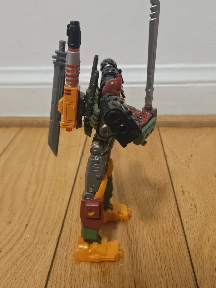 Transformers Generations Legacy Evolution Comic Universe Bludgeon COMPLETE - Image 4 of 4