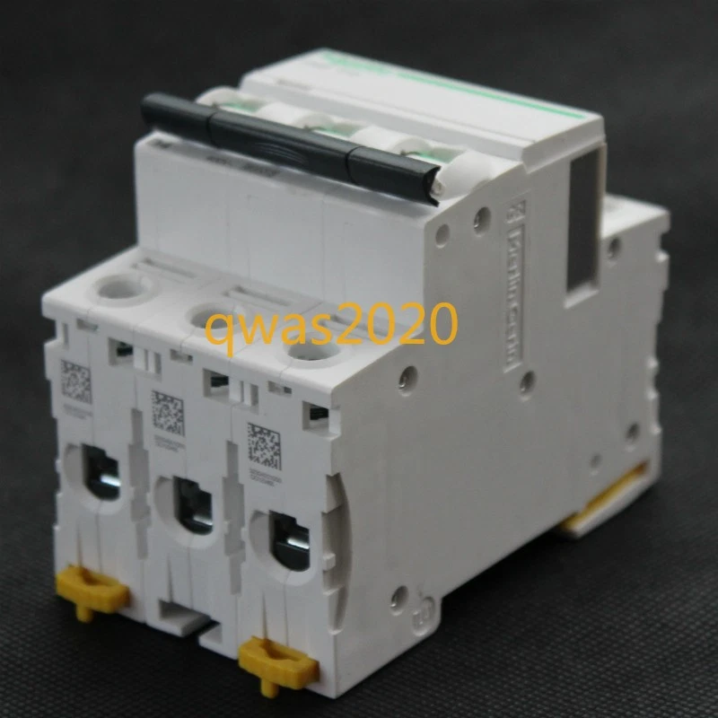 1PC NEW 100% tested IC65N 3P D4A Breaker - Image 3 of 4