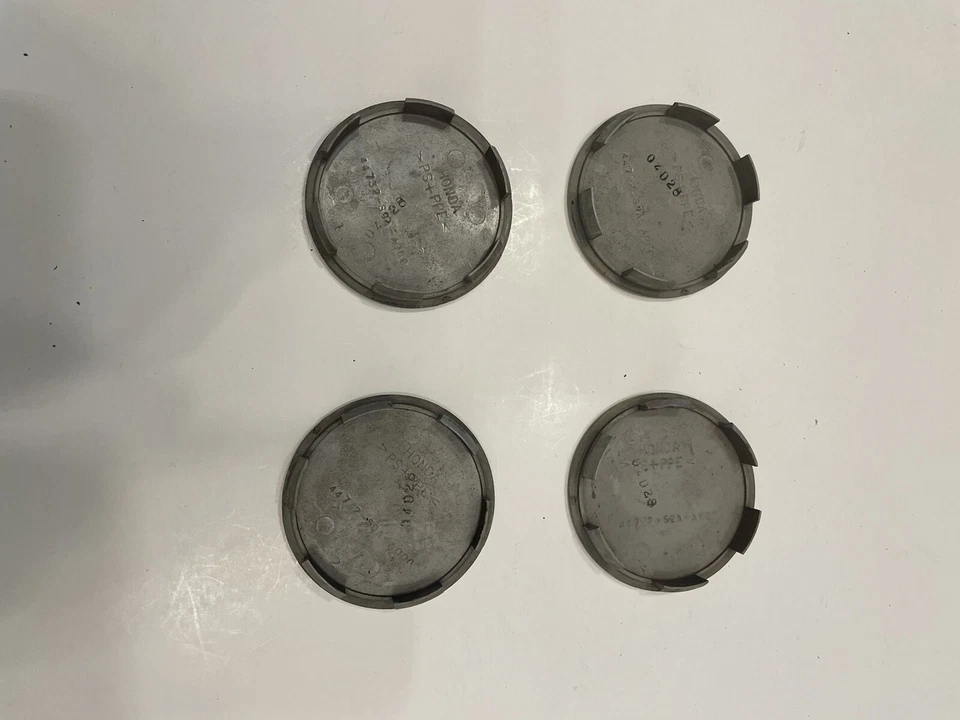 44732-S9A-A000 Honda Odyssey 4 tapas centrales Foto 2 de 2