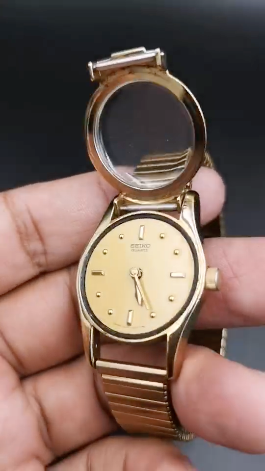 Vintage and Rare Seiko Lady Braille Quartz watch. HGC 2A27 Vintage and Rare Seiko Lady Braille Quartz watch. HGC 2A27