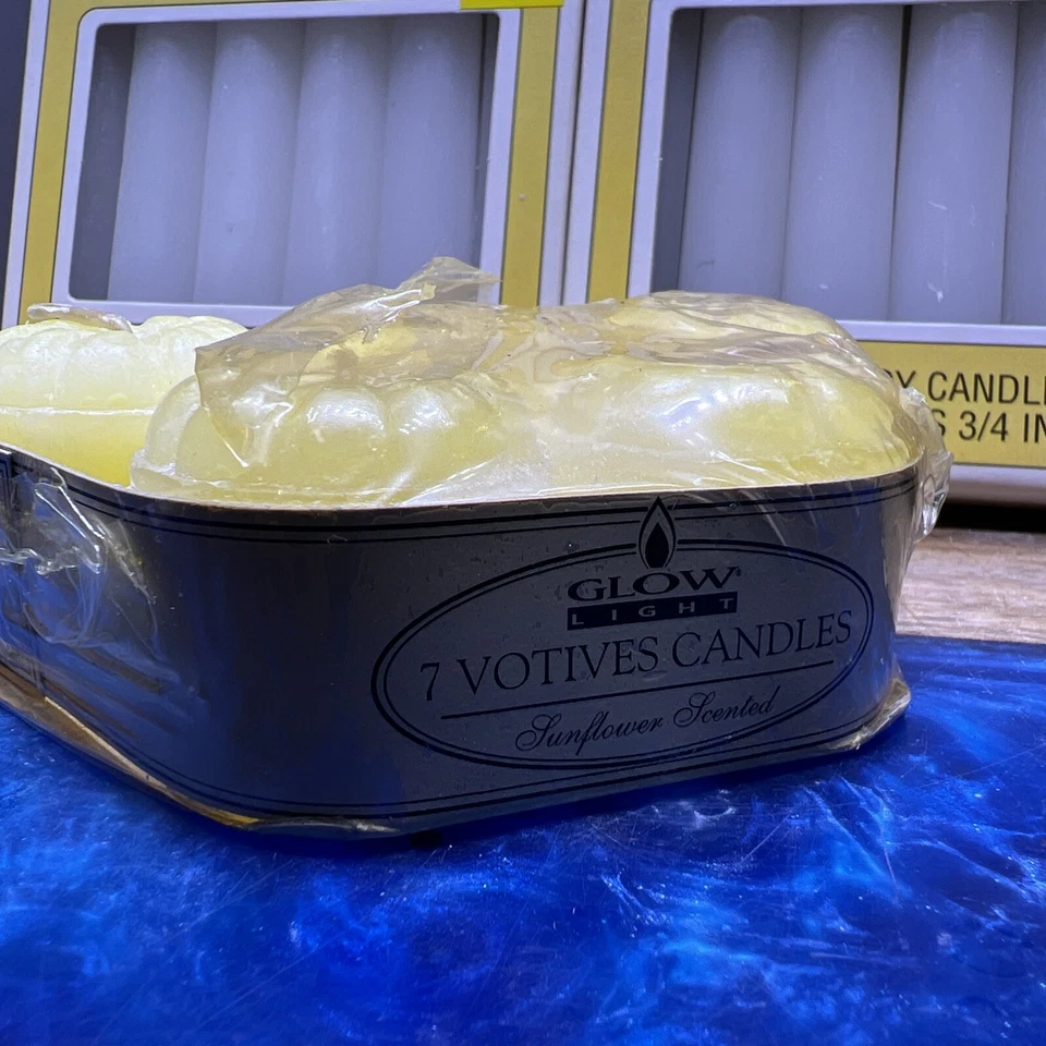 Lote De Colección Luces De Té Candle-lite, Fred’s Velas De Emergencia Votivas Girasol Foto 2 de 4