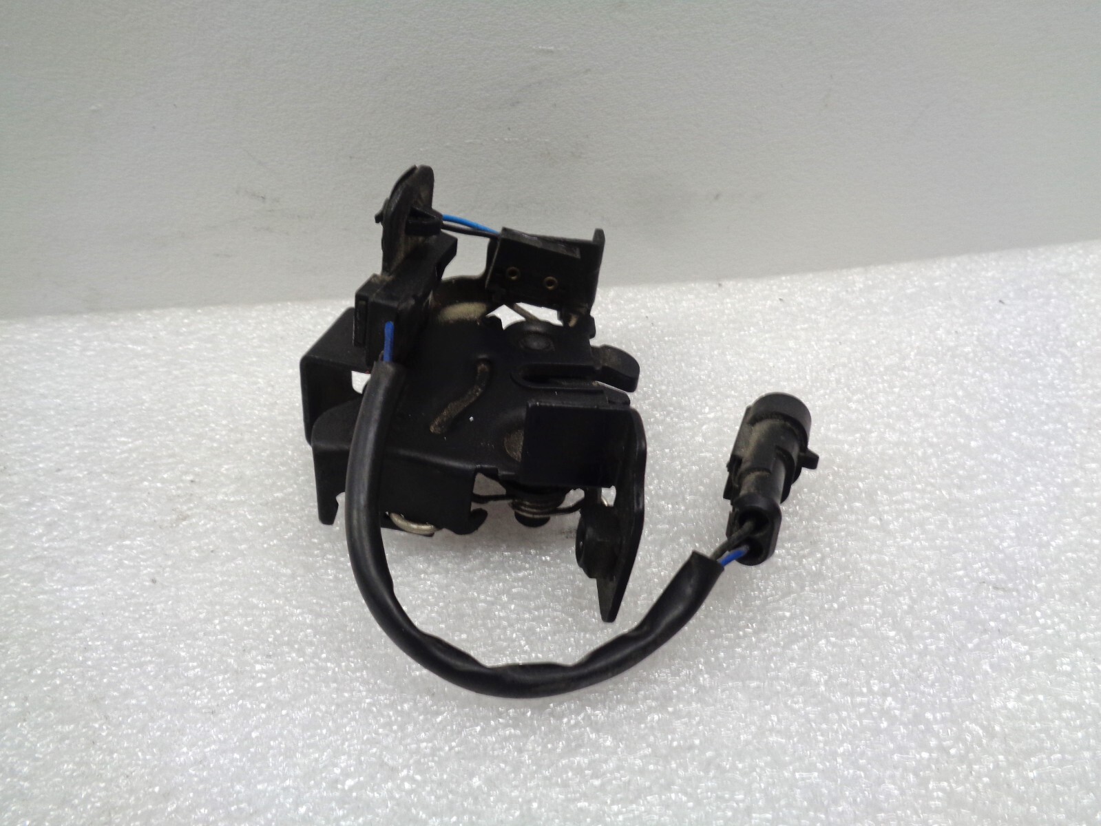 Maserati Ghibli 2014-2017 RIGHT Door lock actuator