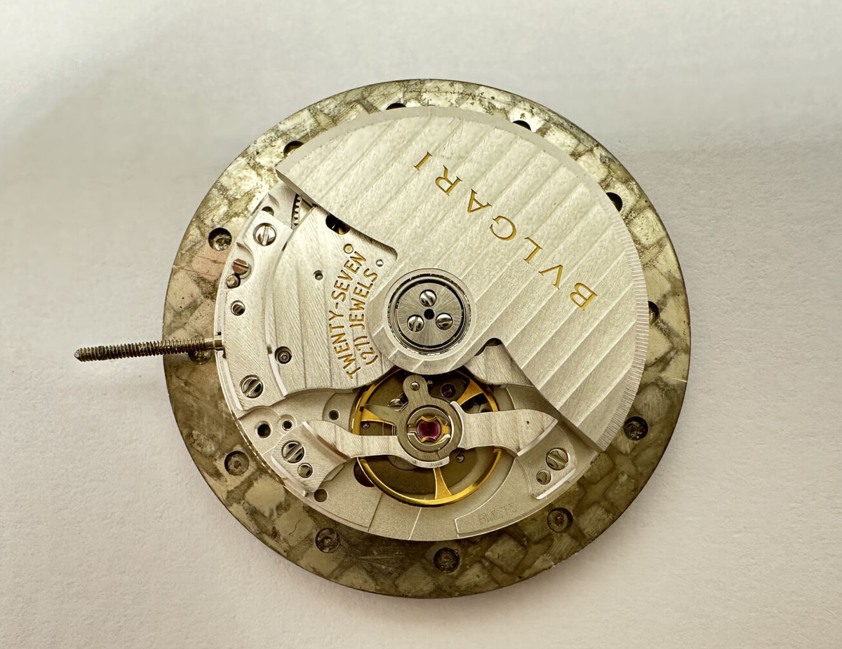 Original Bvlgari Cal. BVL 191 Movement with black dial Working