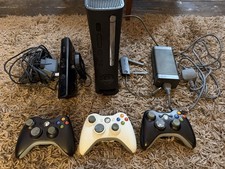 Microsoft Xbox 360 w/ 3 X Controllers. Kinect, wireless adaptor. Console Spares