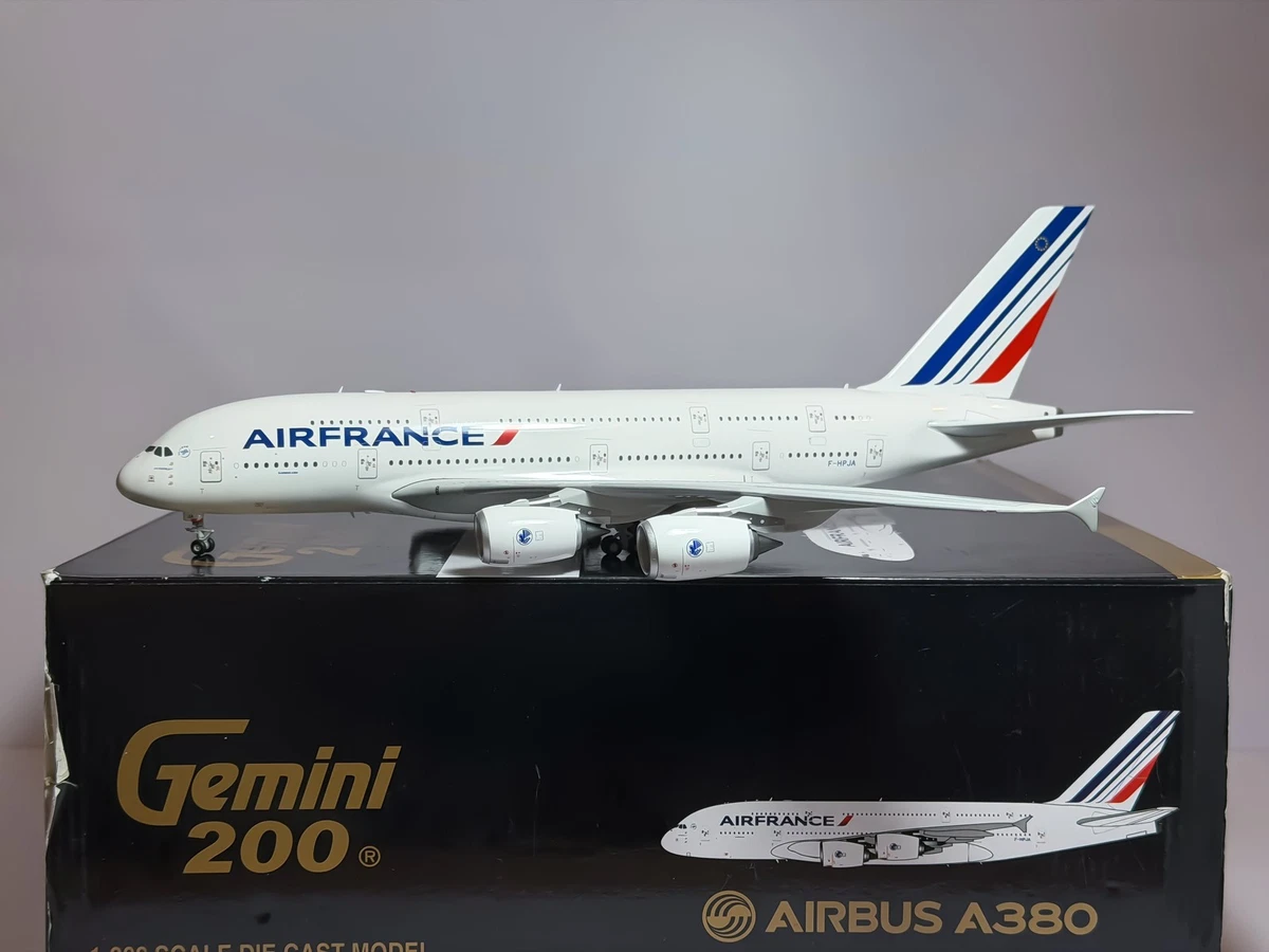 25+ 1:200 Scale A380 Diecast Commercial Airliners for sale