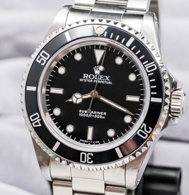 Rolex Submariner 40 mm  No Date  Black Dial Oystersteel Calibe 3000 14060