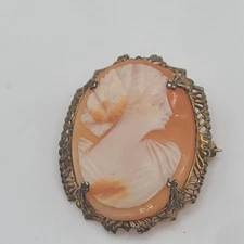 Vintage Cameo Brooch Gold Tone Filigree Shell 