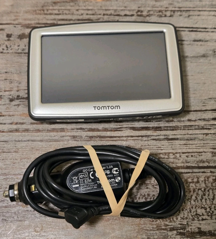TomTom XL 4.3in Touch Screen GPS Navigation System N14644 Tested & Working - Image 2 of 4