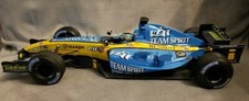 Hot Wheels Racing 1:18 Scale Renault F-1 Racing R25 Giancarlo Fisichella
