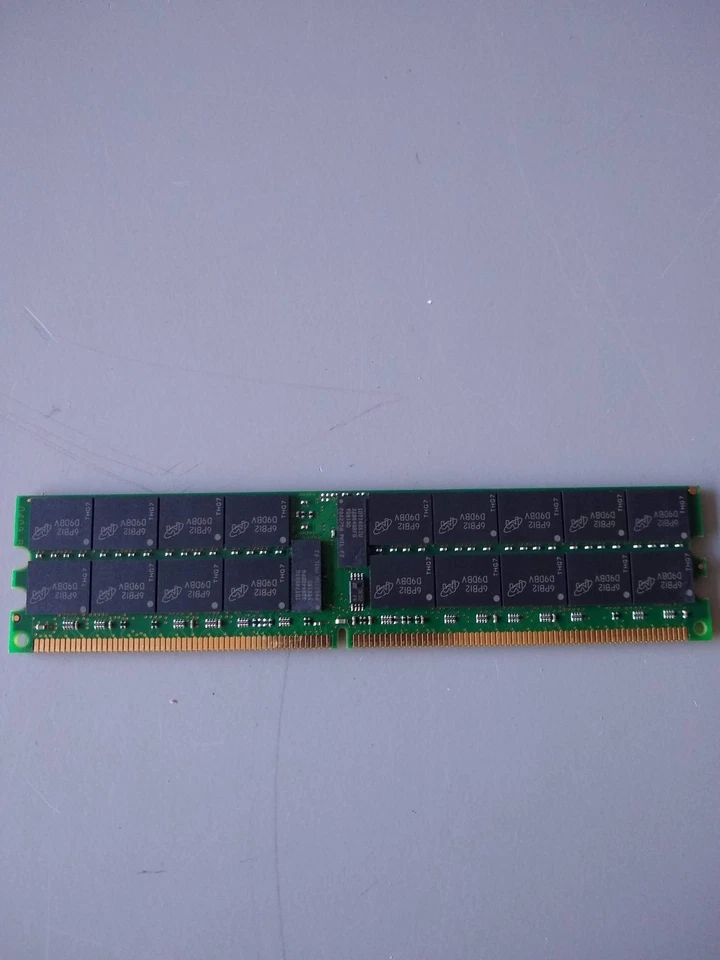Micron MT36HTF25672Y-53EB1 2GB DDR2 533 CL4 ECC Reg PC2-4200R-444-12-J0 Memory - Image 3 of 3